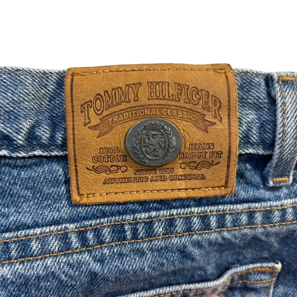 VTG Tommy Hilfiger Men’s Relaxed Fit Straight Leg Jeans 90s Y2K Light Wash, 38